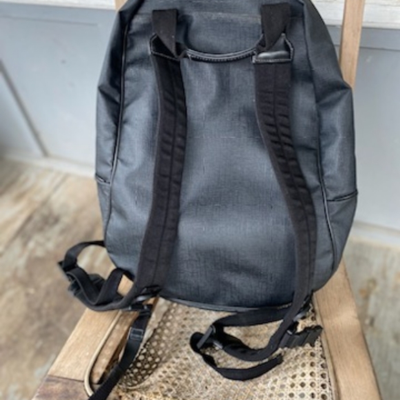 Men's Black Gucci Interlocking Backpack - Picture 2 of 6